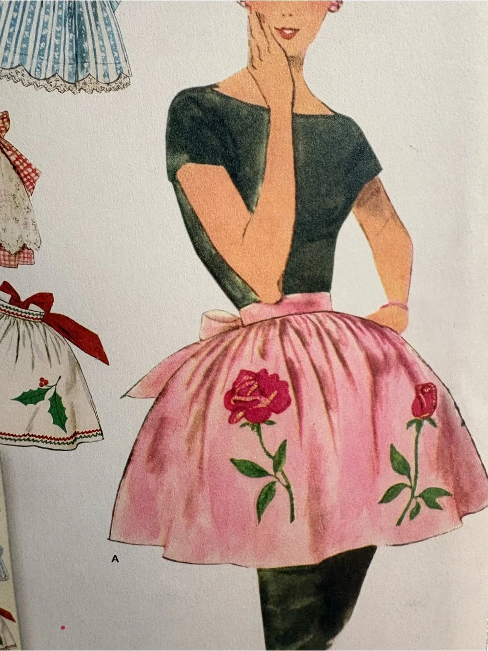 BN UNCUT SIMPLICITY 8814 OS APRONS SEWING PATTERNS VINTAGE 1950S